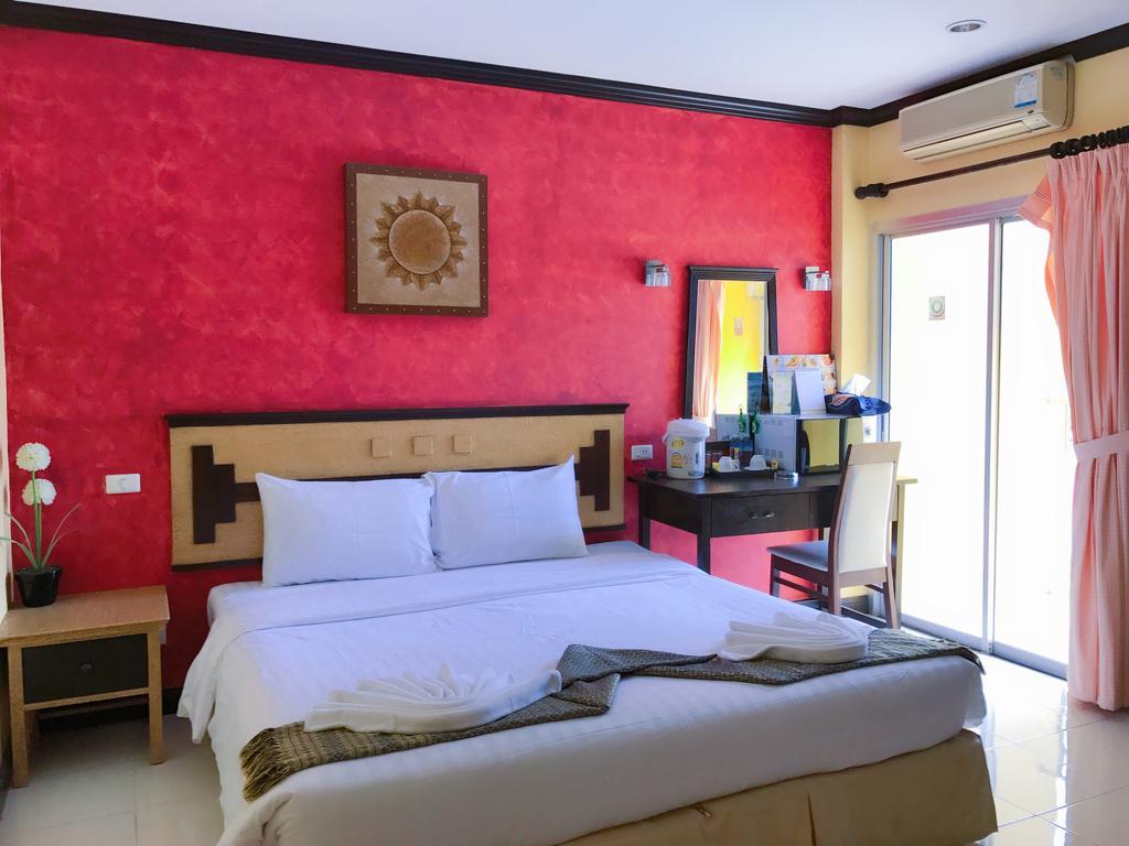 Sea U Honey Hotel Patong Exterior foto